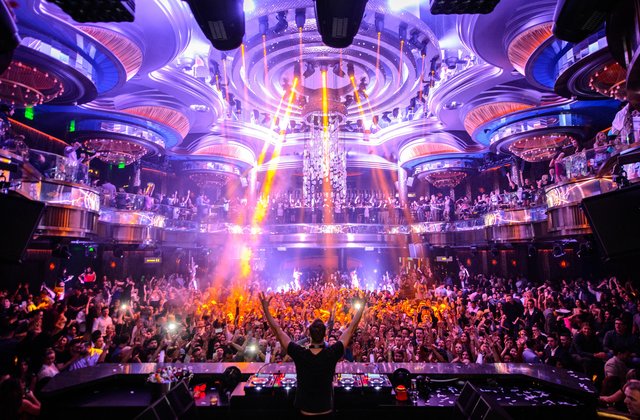Las Vegas Clubs - Finally Open!