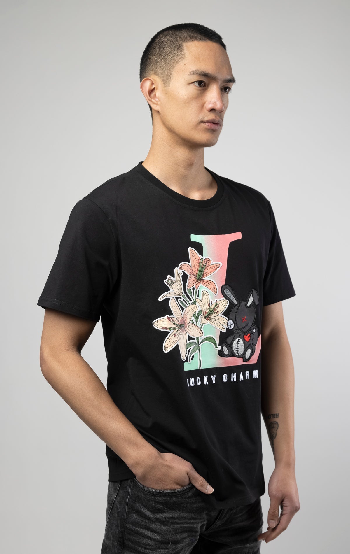 BKYS L lucky charm, t-shirt with bunny graphic on the front