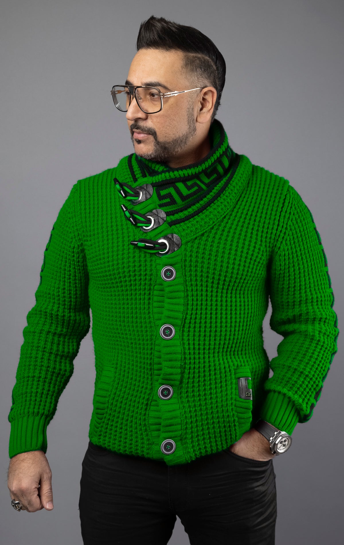 Green slim-fit luxury sweater. Featuring a heavy weight construction