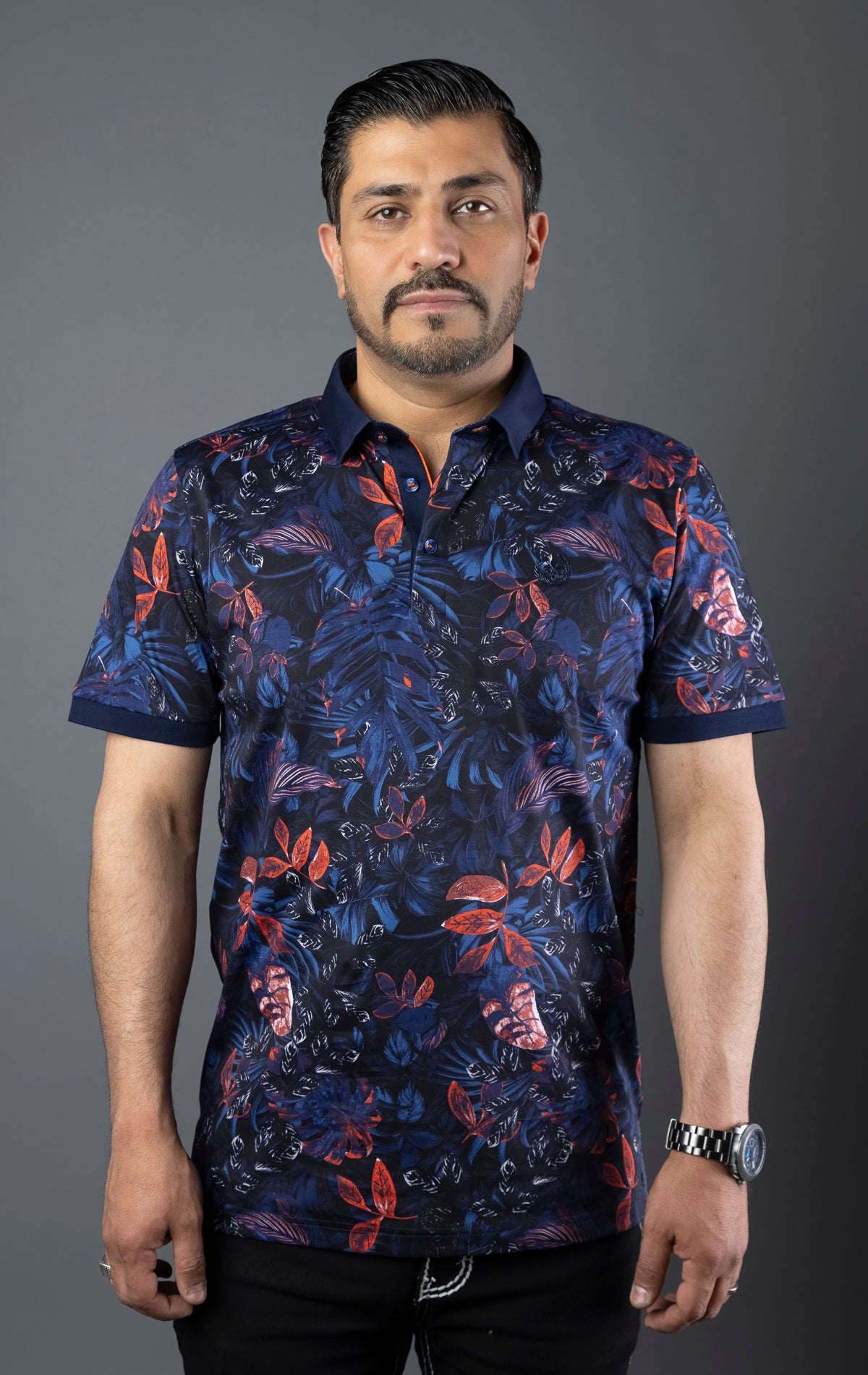 Men's casual dress polo shirt with contrast collar and embroidery, made from light and breathable 100% mercerized cotton, red blue contrast, polo shirt.