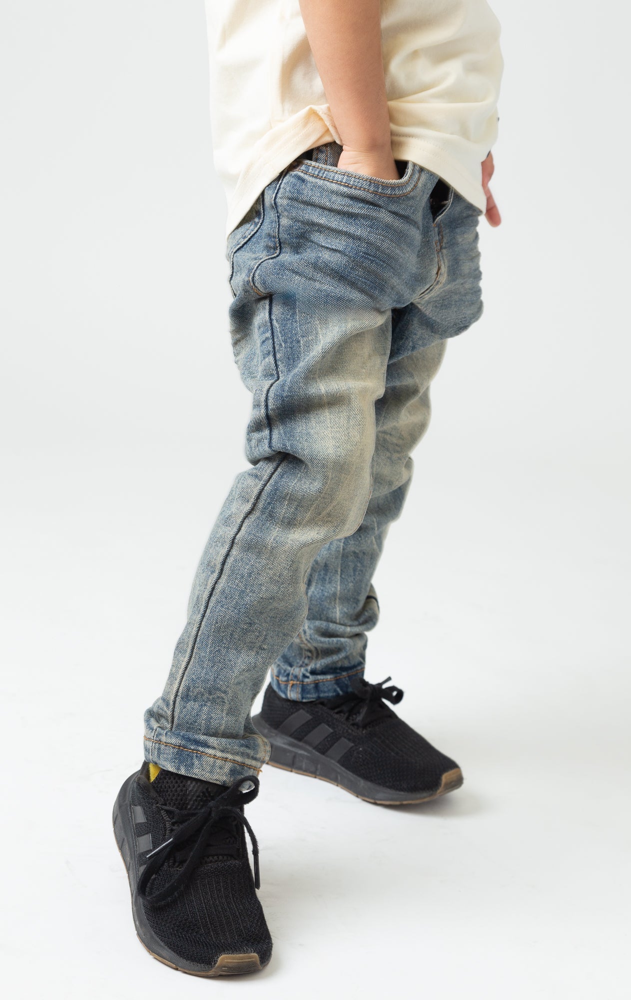 Denim pants for kids. lt tint