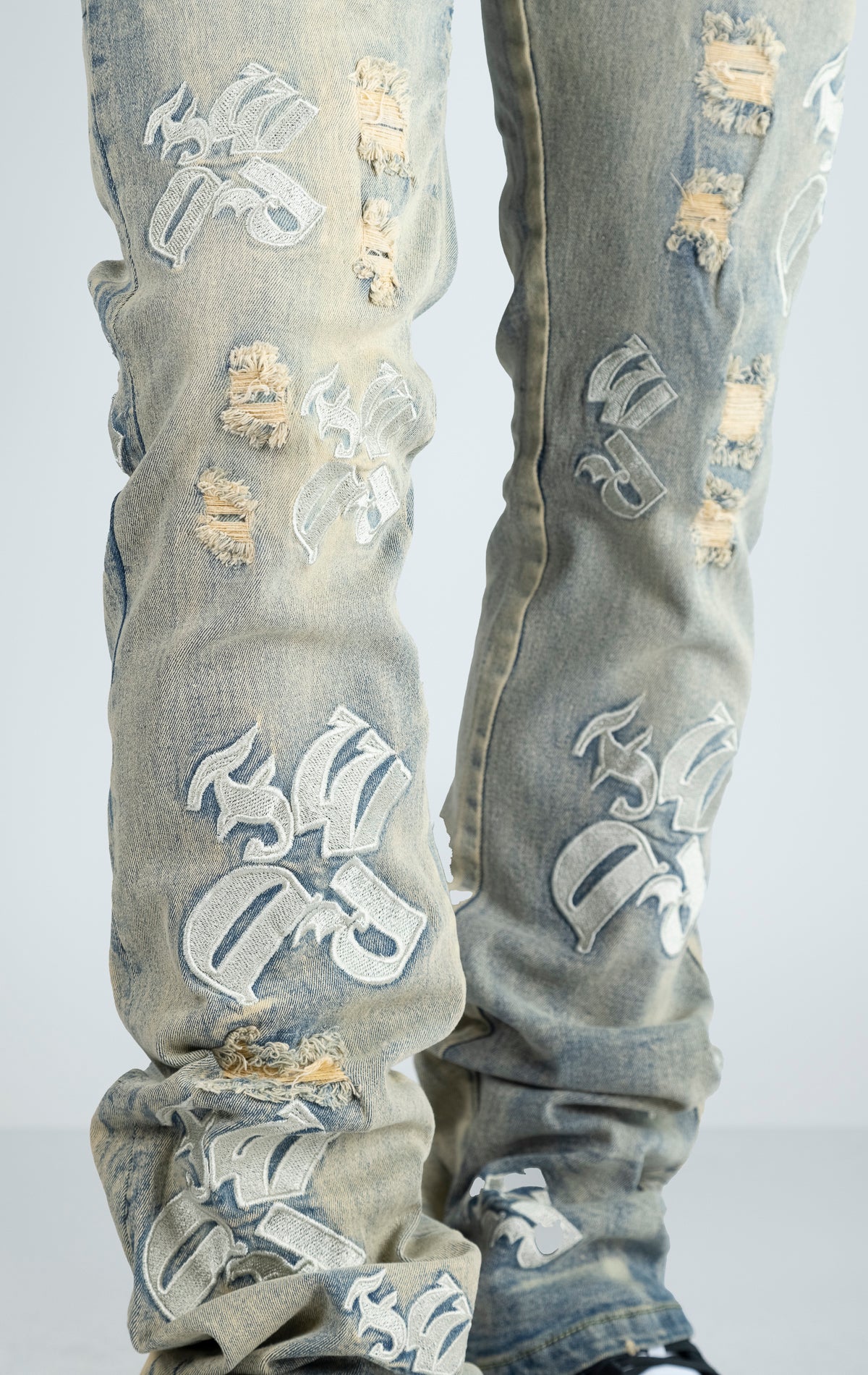 Embroidery Stack Jeans