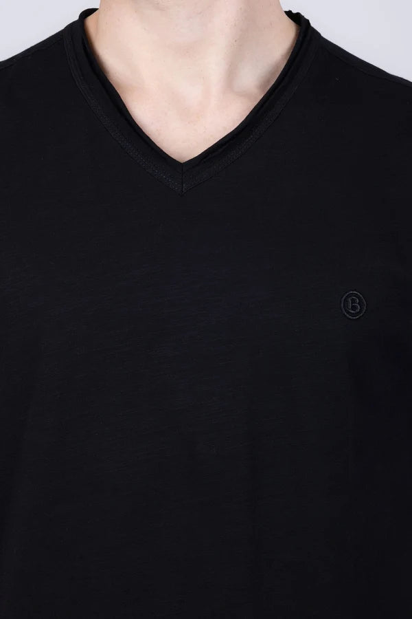 Everyday Elegance V-Neck|T-Shirt