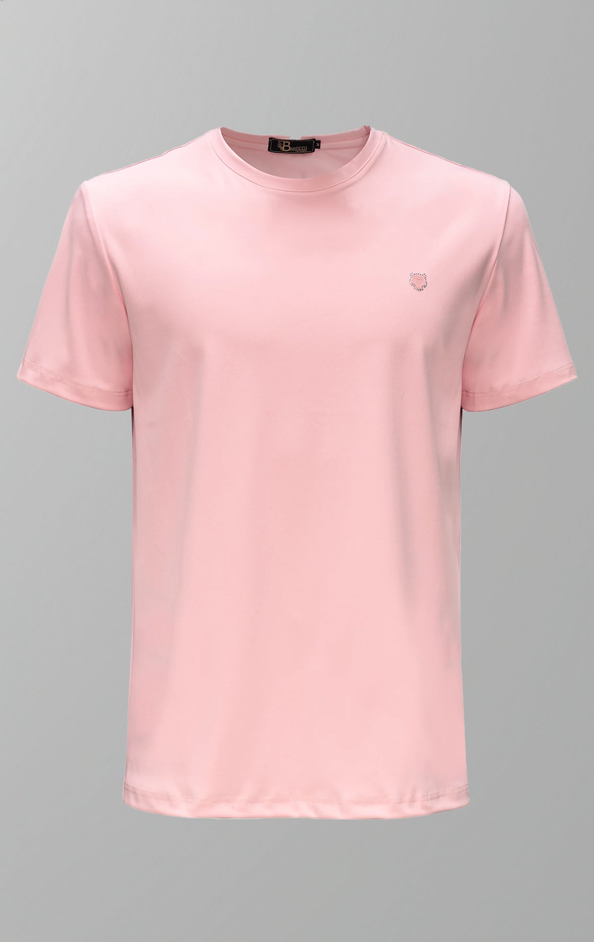 Elegant and comfortable men's tee in smooth fabric, perfect for casual and formal occasions
