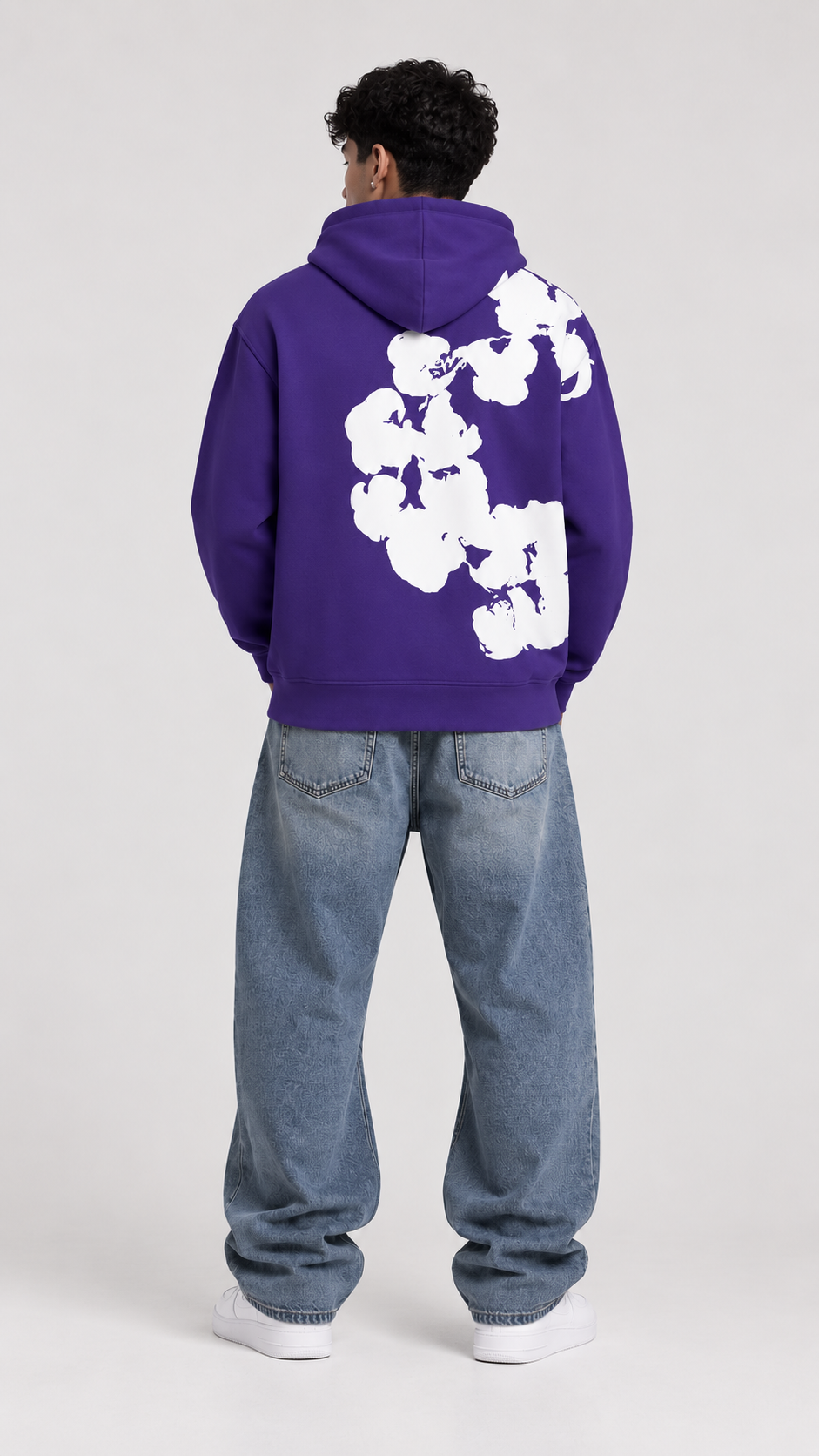 Core Jumbo Wreath Hoodie