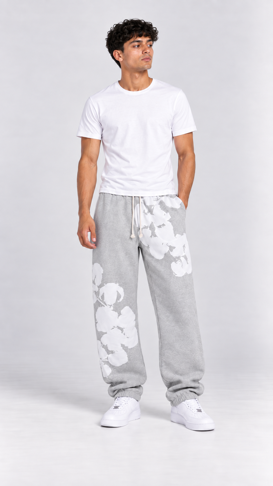 Core Jumbo Wreath Sweatpants