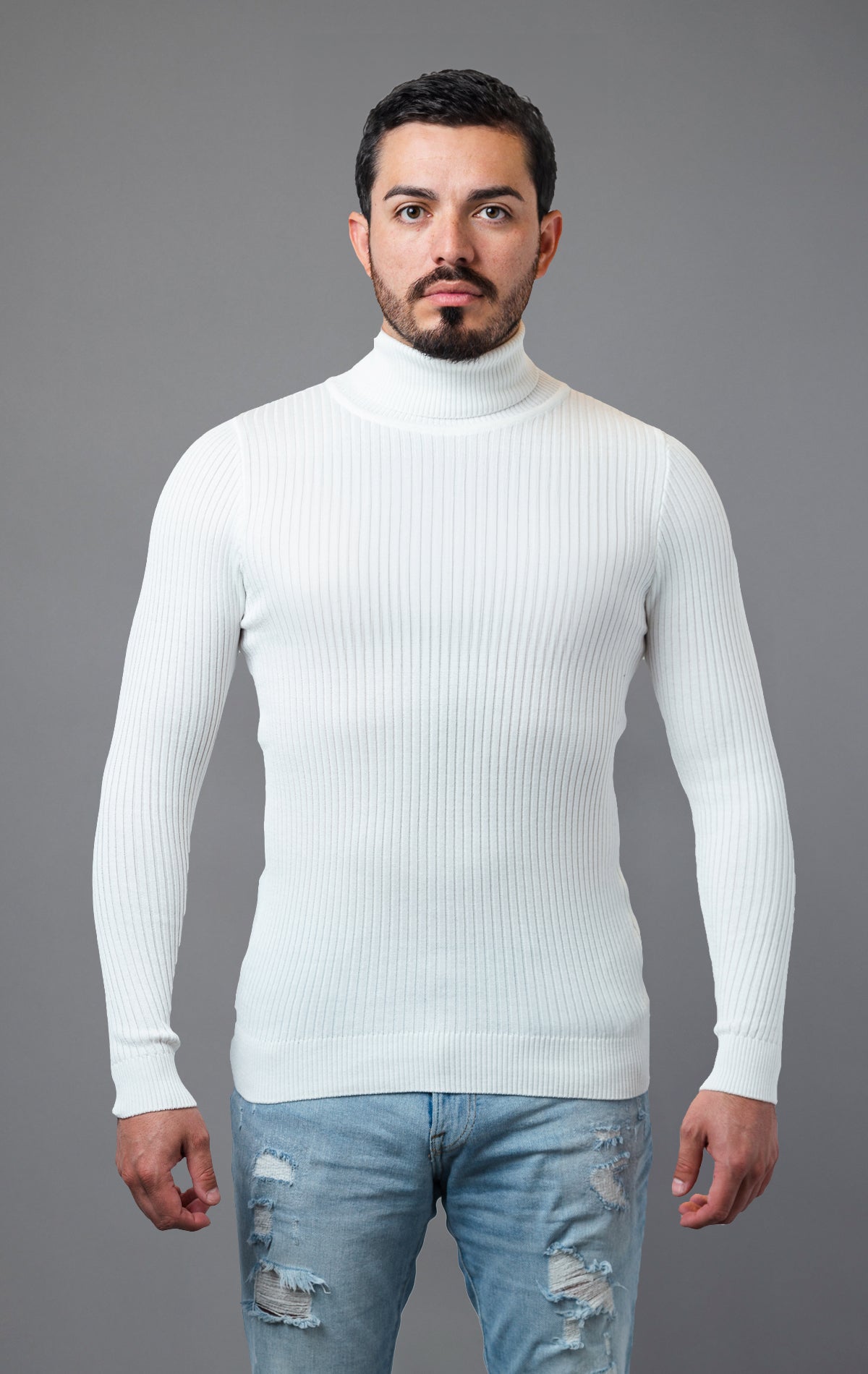 White Long sleeve turtle neck shirt