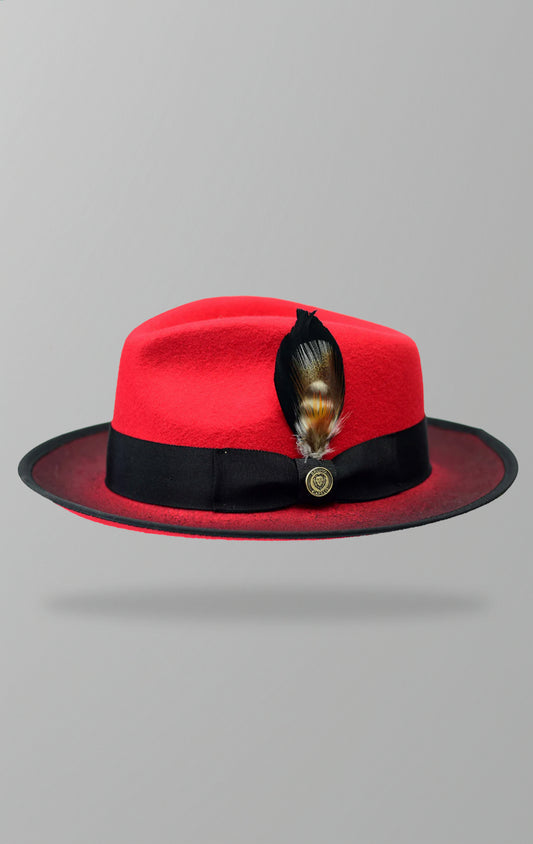 New Yorker Collection fedora crafted from 100% Australian Wool with a 2.5-inch snap bound brim and spray effect.