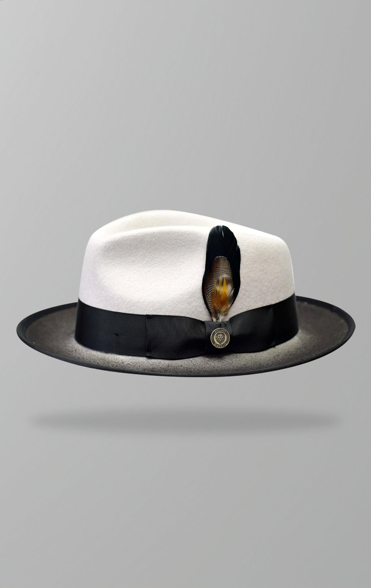 New Yorker Collection fedora crafted from 100% Australian Wool with a 2.5-inch snap bound brim and spray effect.