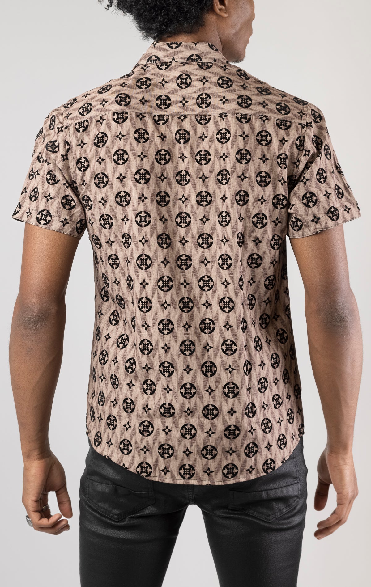 brown Men's casual, relaxed-fit button-down shirt with a short sleeve design. The shirt features an all-over Greek key pattern and a front button closure.