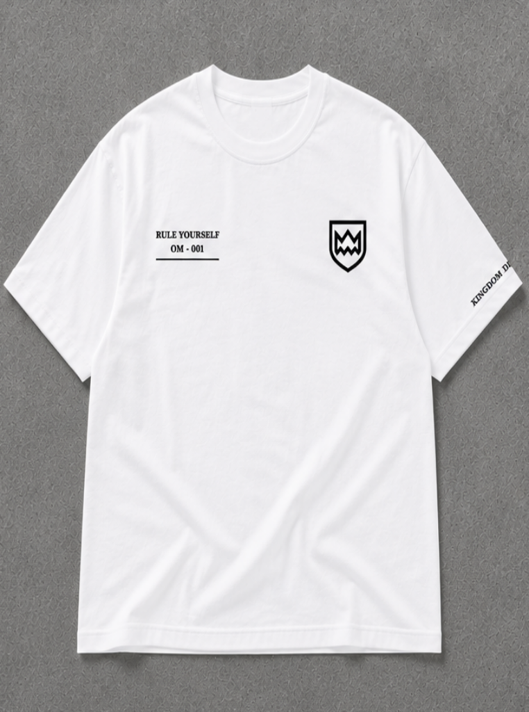 One Monarchy Rule Yourself 001|T-Shirt